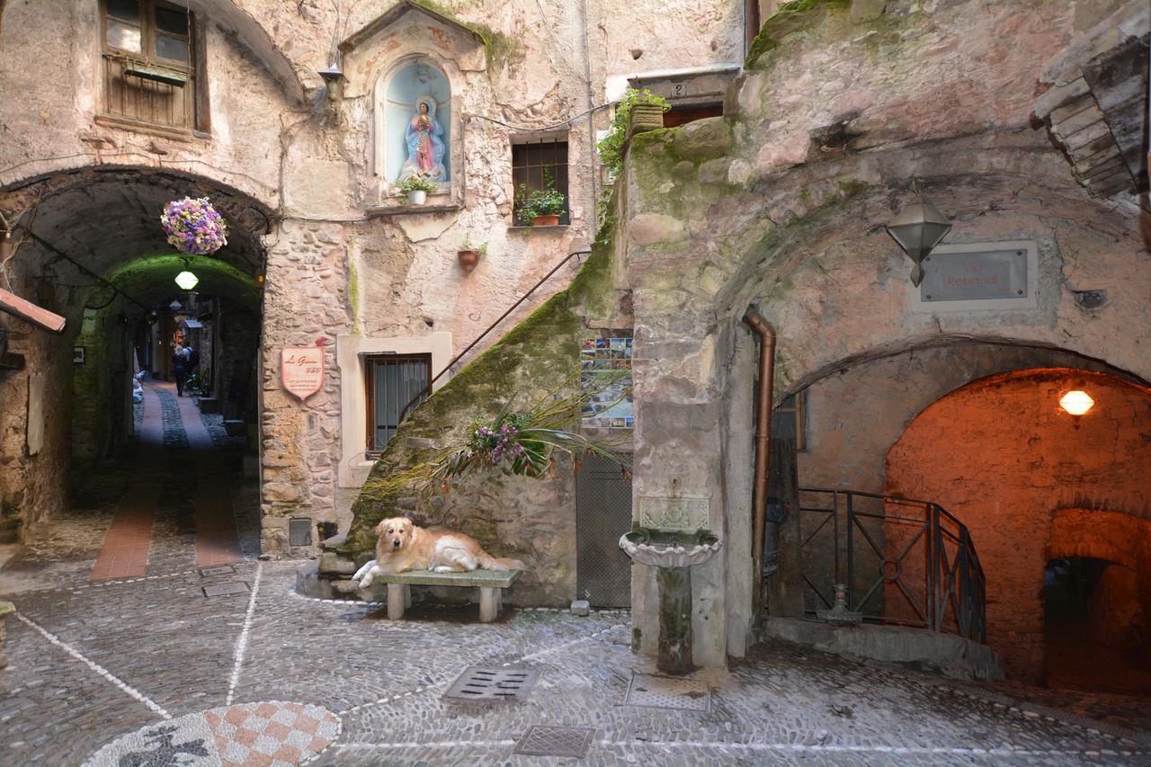 La Camera Dal Ponte Dolceacqua Extérieur photo